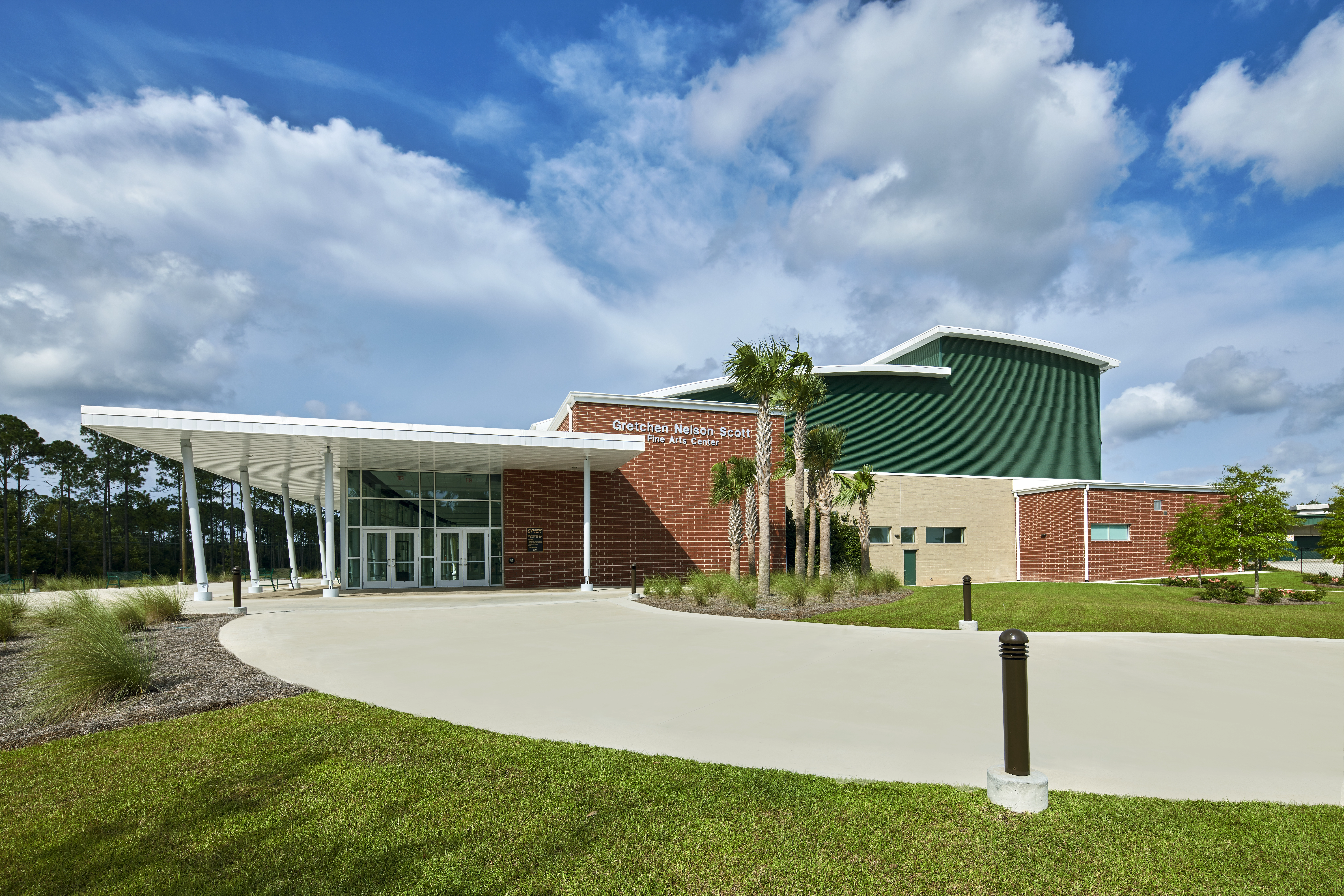 Gretchen Nelson Scott Fine Arts Center at Mosley High School